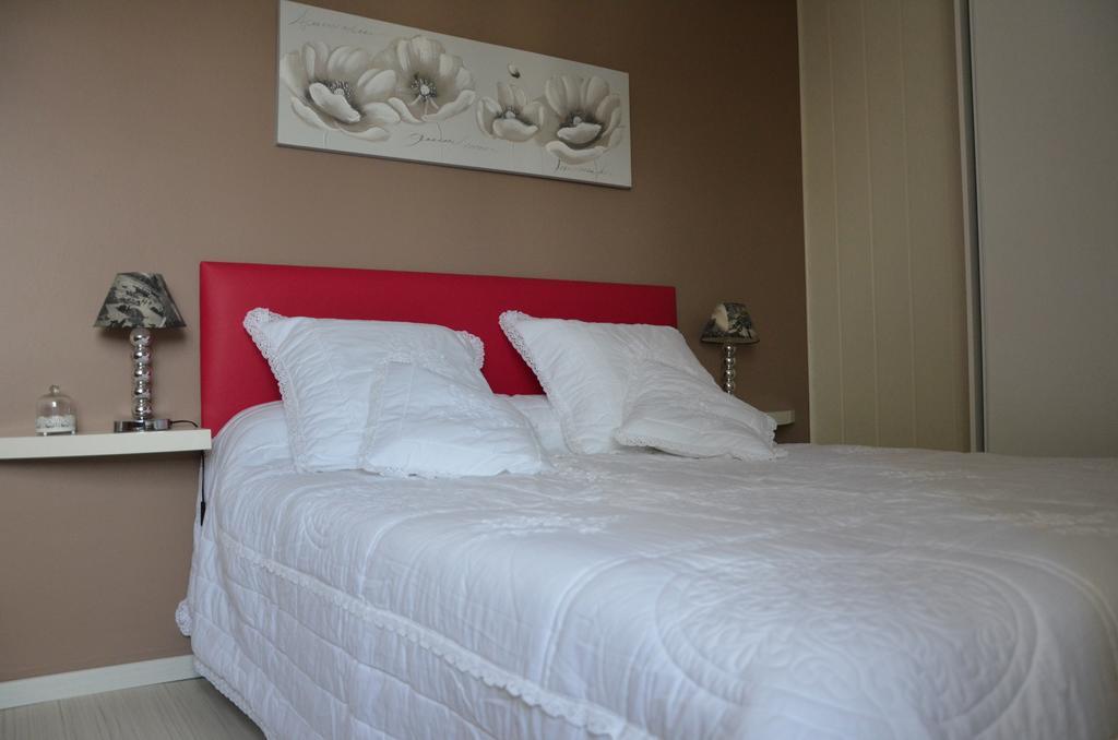 Maison D'Hotes La Closeraie De La Baie Saint-Méloir-des-Ondes Kültér fotó
